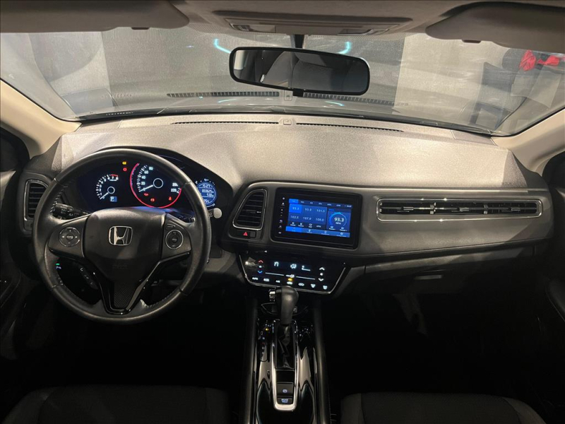 HR-V