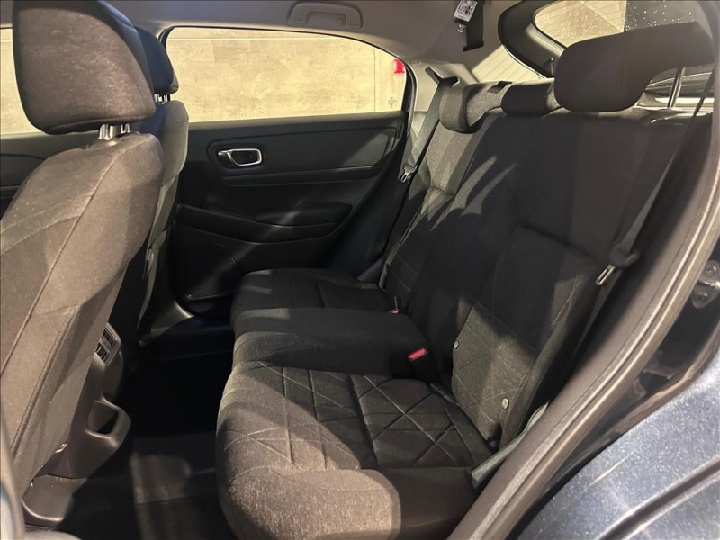 HR-V