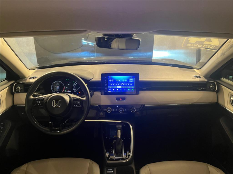 HR-V
