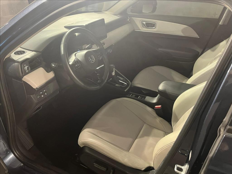 HR-V