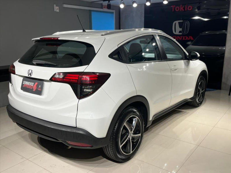 HR-V