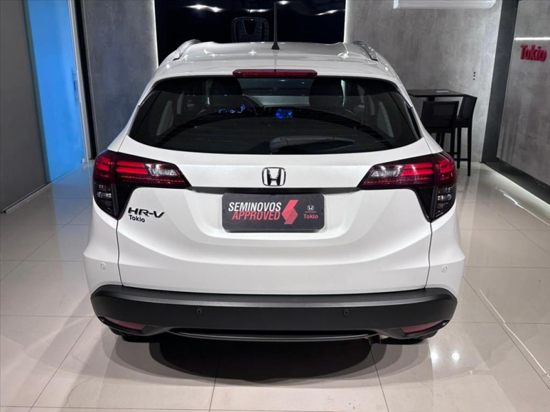 HR-V