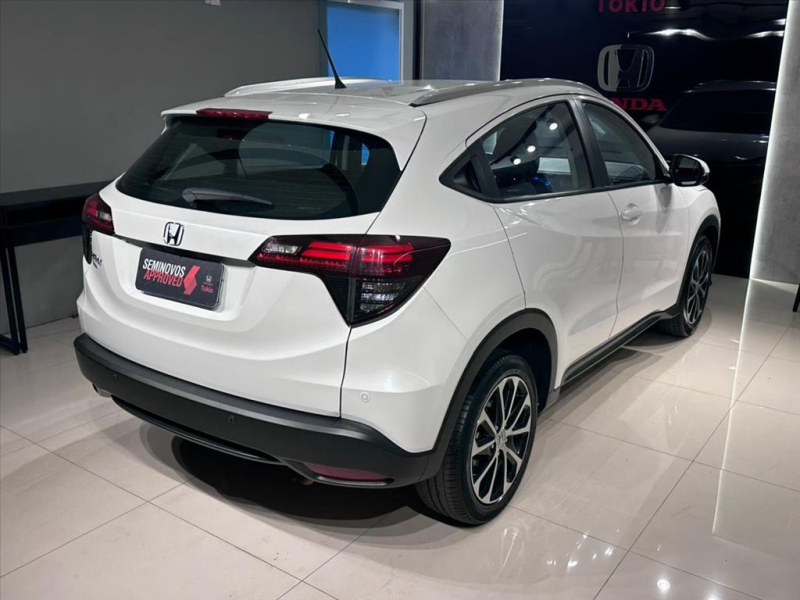 HR-V