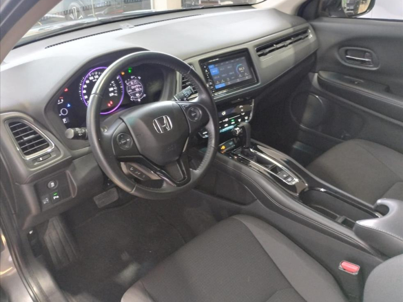 HR-V