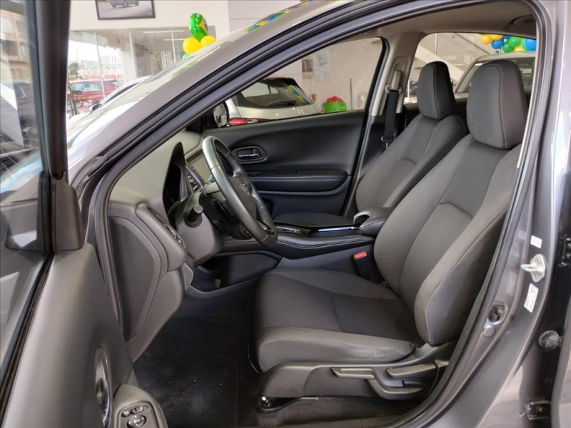 HR-V