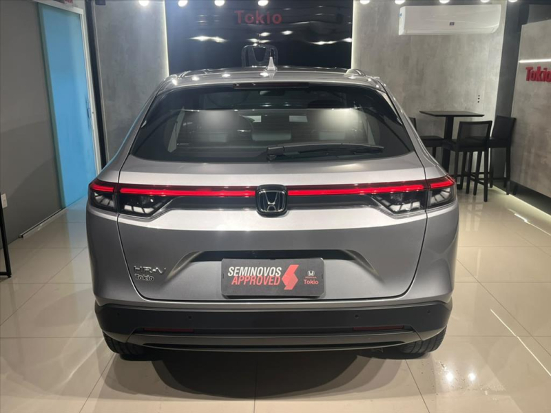 HR-V