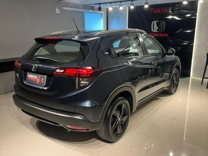 HR-V