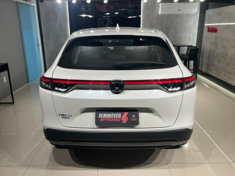 HR-V