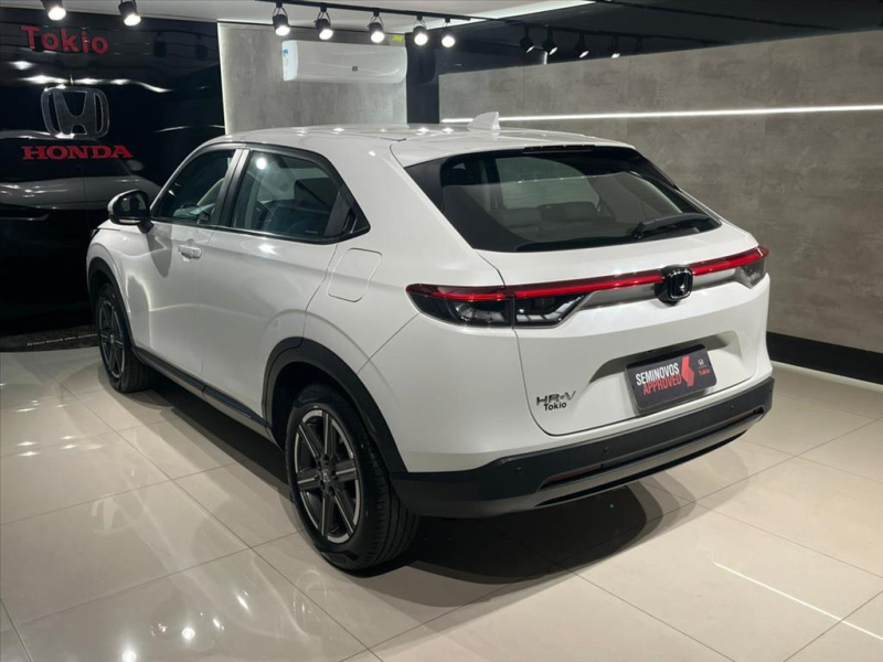 HR-V