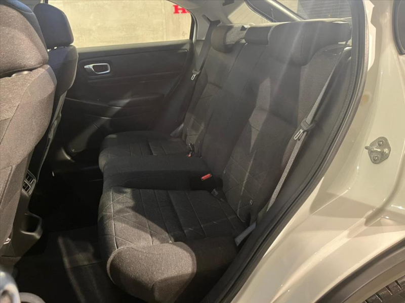 HR-V