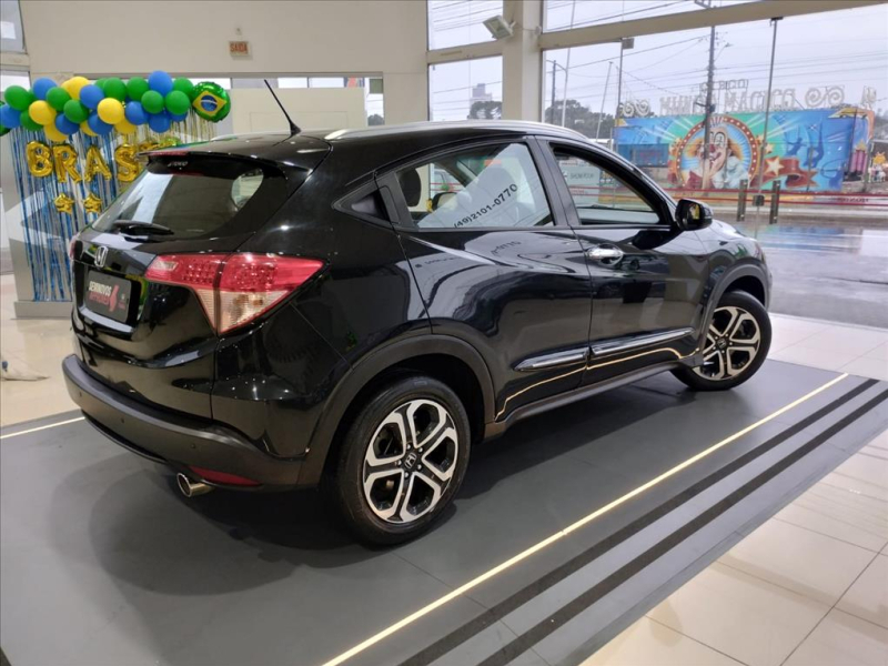 HR-V