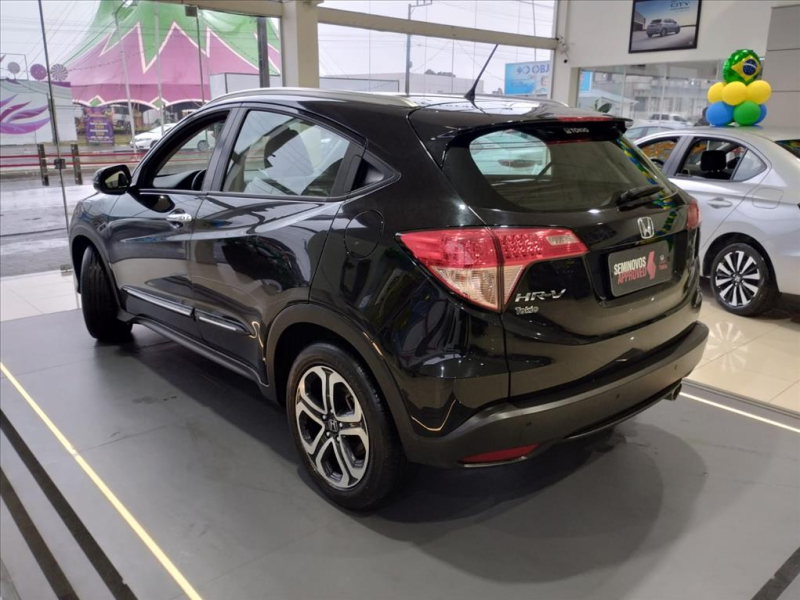 HR-V