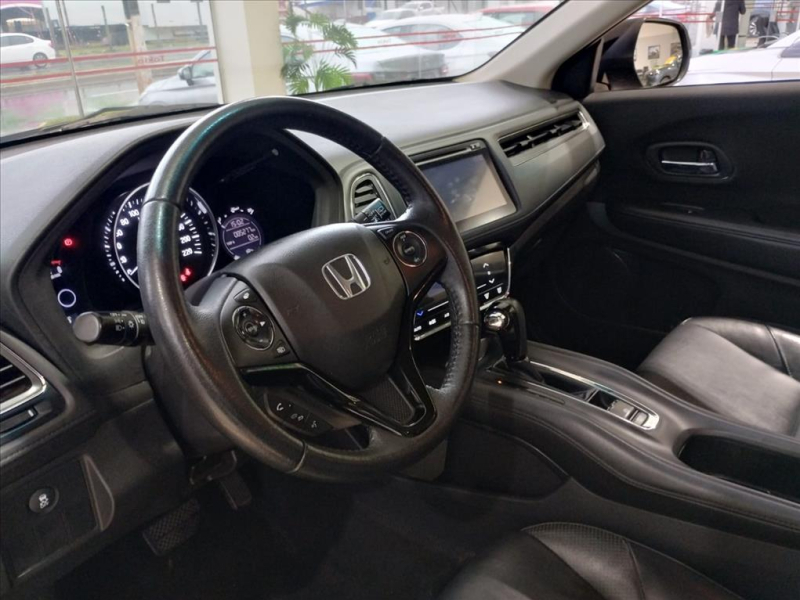 HR-V