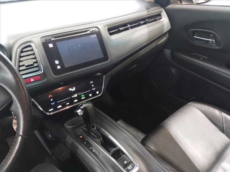 HR-V