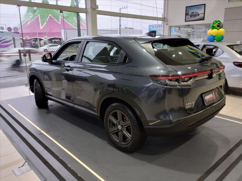 HR-V
