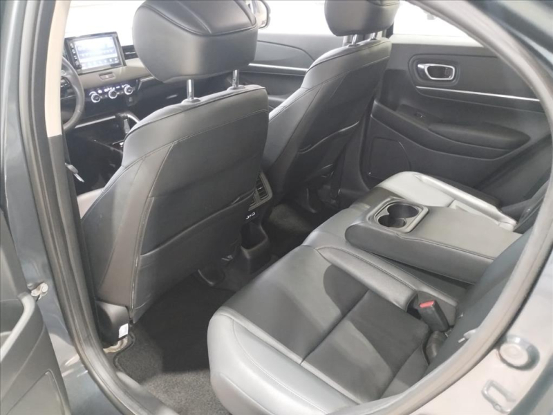 HR-V