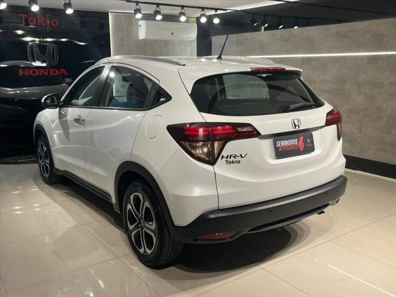 HR-V