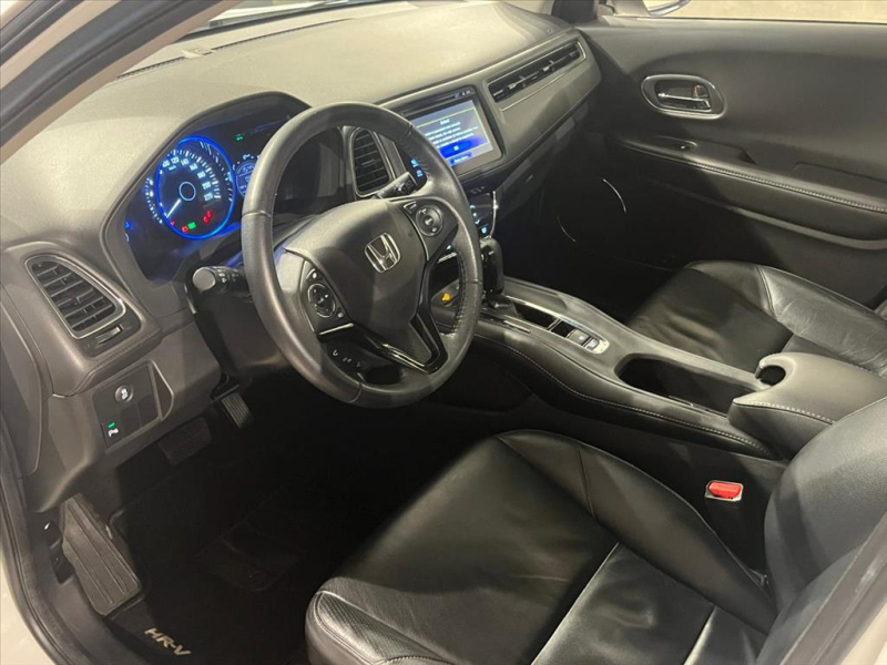 HR-V