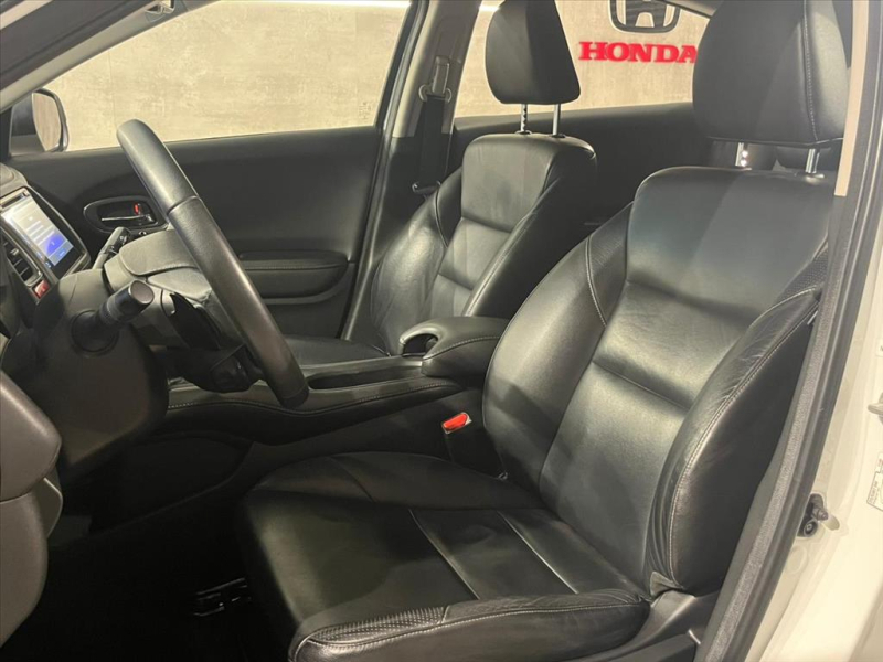 HR-V